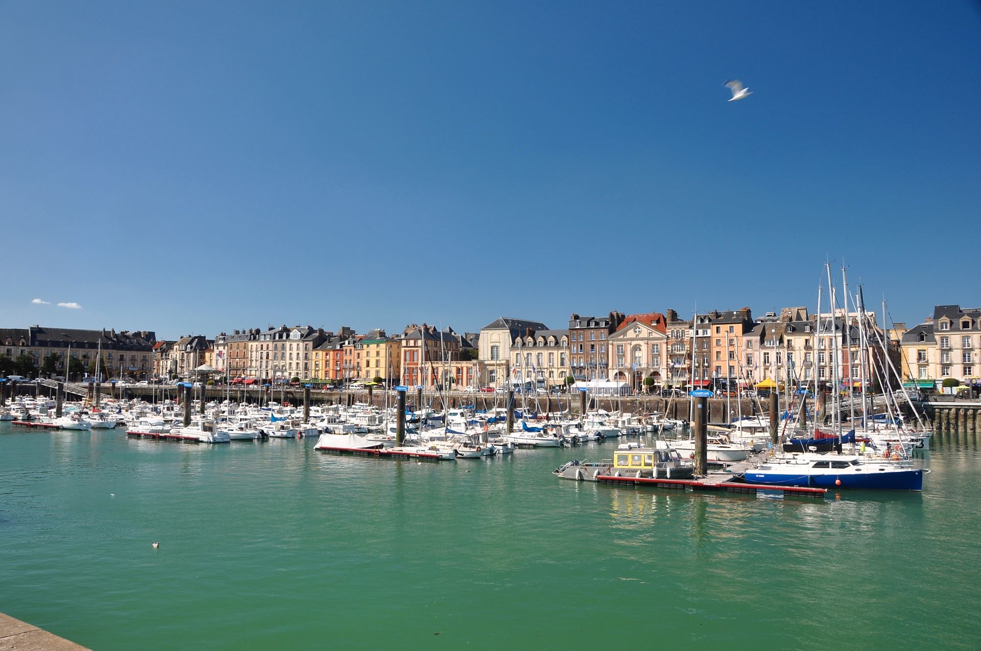 Dieppe (Photo license: CC BY-SA 2.0)